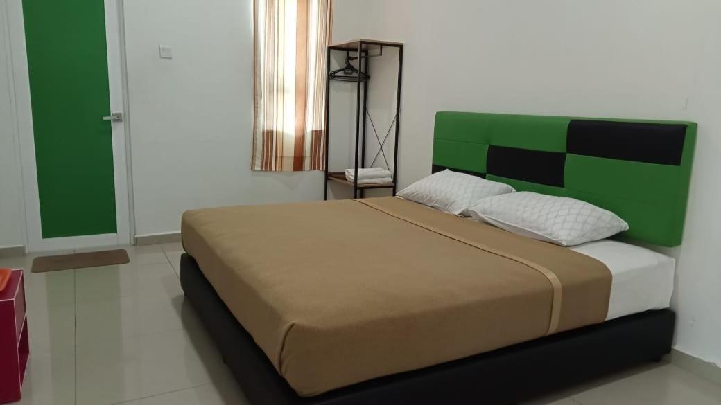 Dlayaran Villa Guest House Kuala Rompin Buitenkant foto