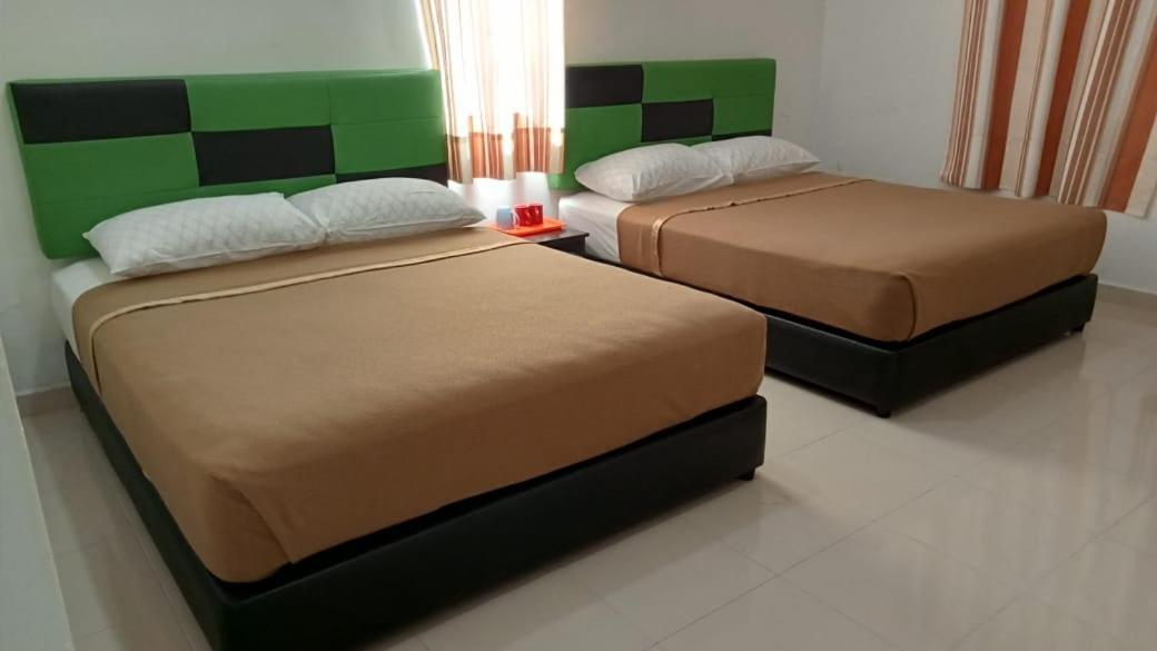Dlayaran Villa Guest House Kuala Rompin Buitenkant foto